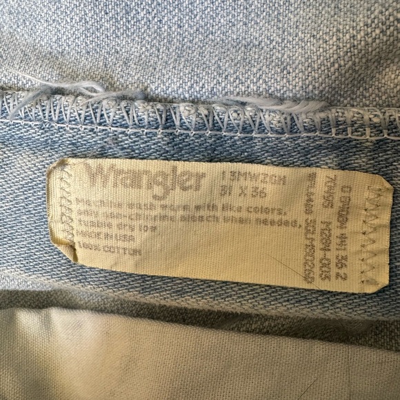 Vintage Wrangler 1980’s Light Wash Straight Leg Jeans- 31x36” - Picture 5 of 6